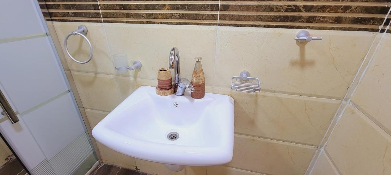 Atoom Lodge Ceraş Dış mekan fotoğraf